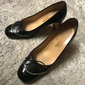 Chanel 03C Black Classic Pump